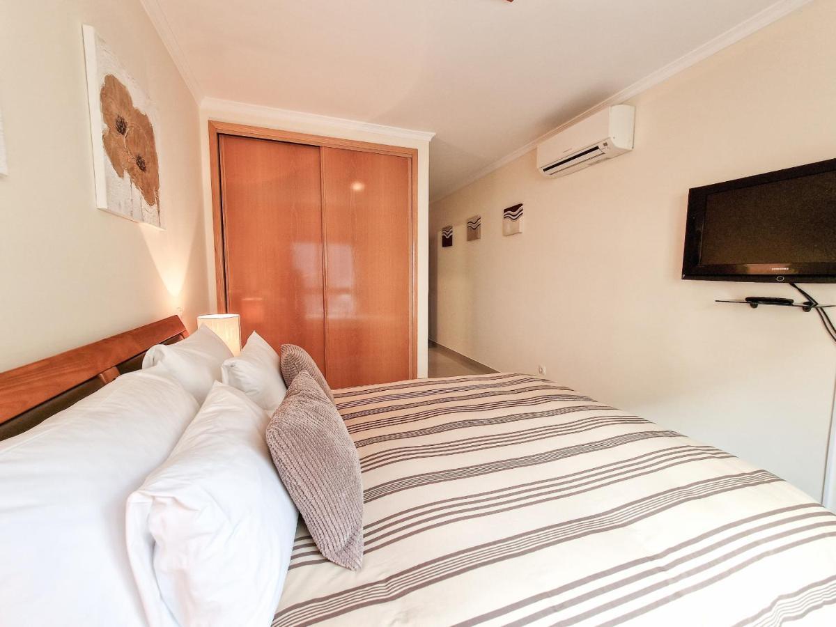 Apartment Rocha Oceano Azul Charming Portimao Bagian luar foto